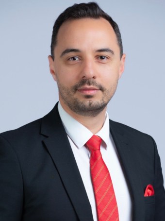 Богдан Валериев Богданов