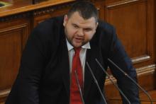 Съдът пази авторитета на Пеевски, като нарушава Закона за достъп до обществена информация